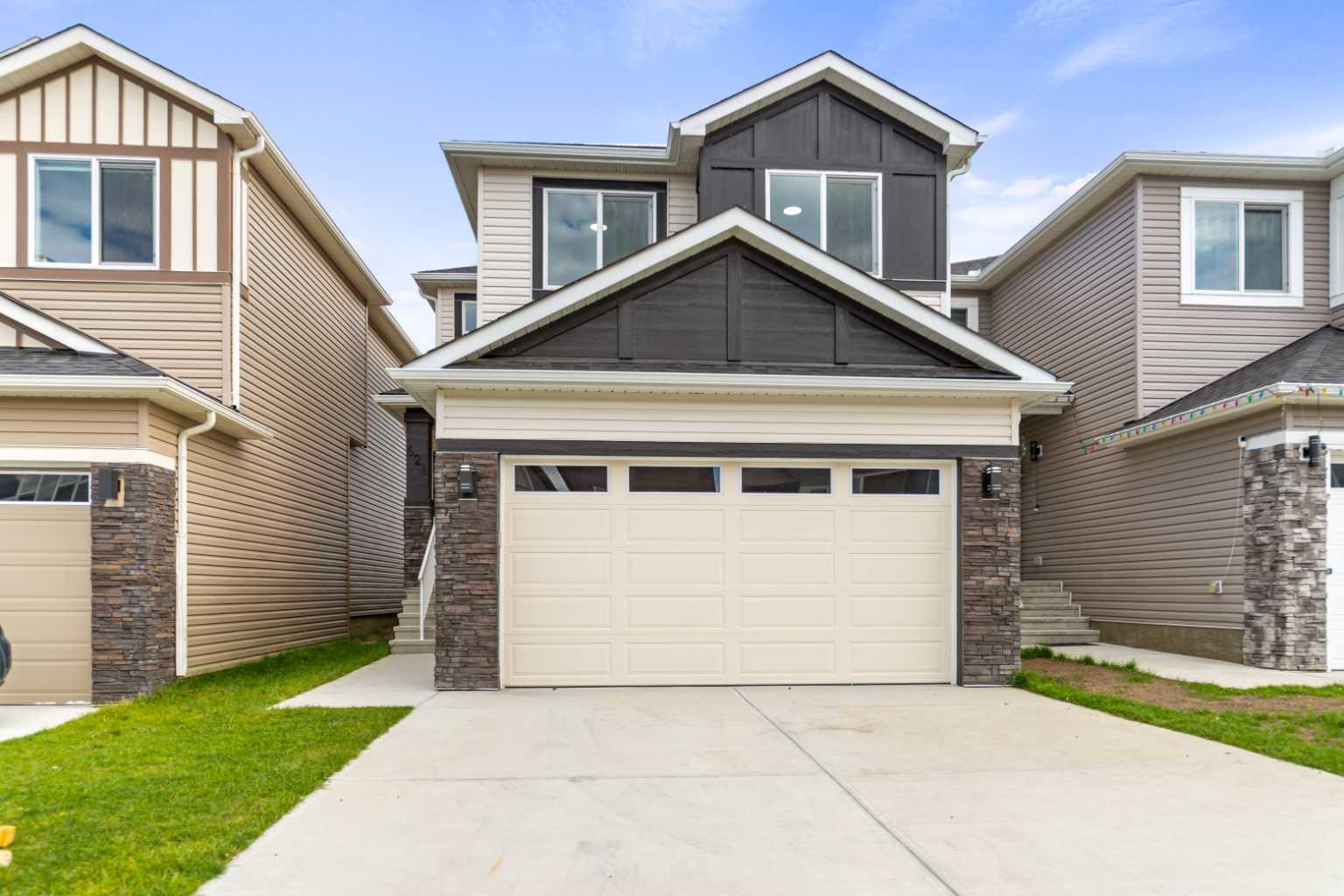 621 corner meadows Way NE