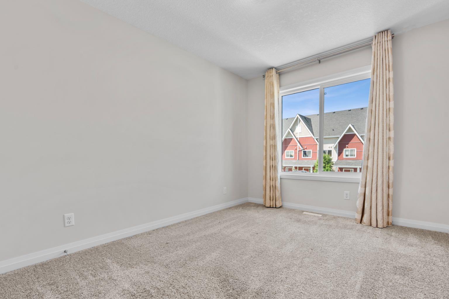 31 Red Embers Lane NE