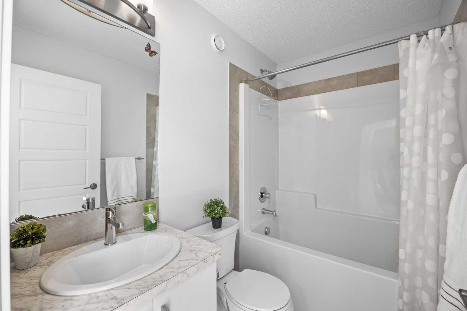 75 Evanston Hill NW
