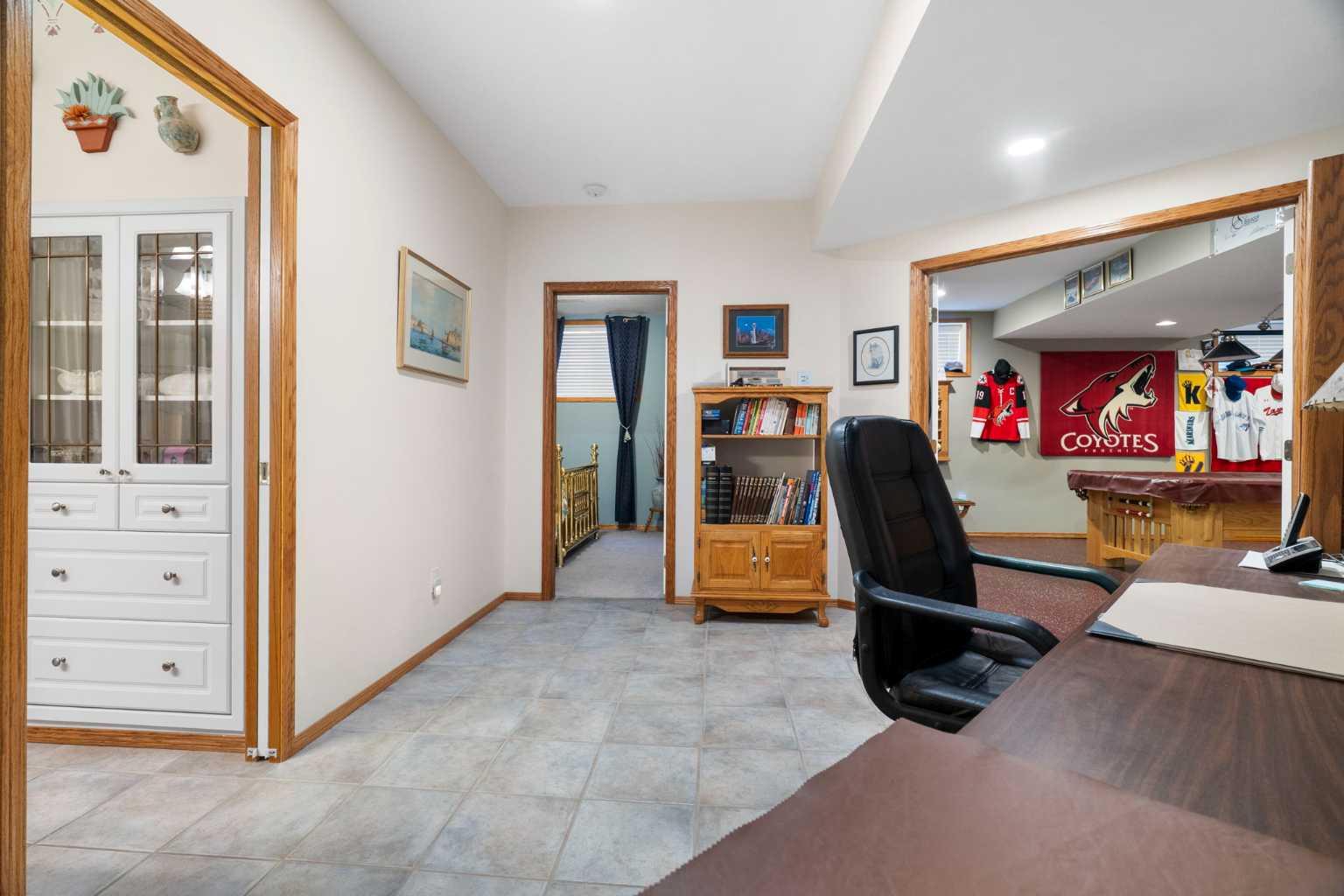 238 Chaparral Place SE