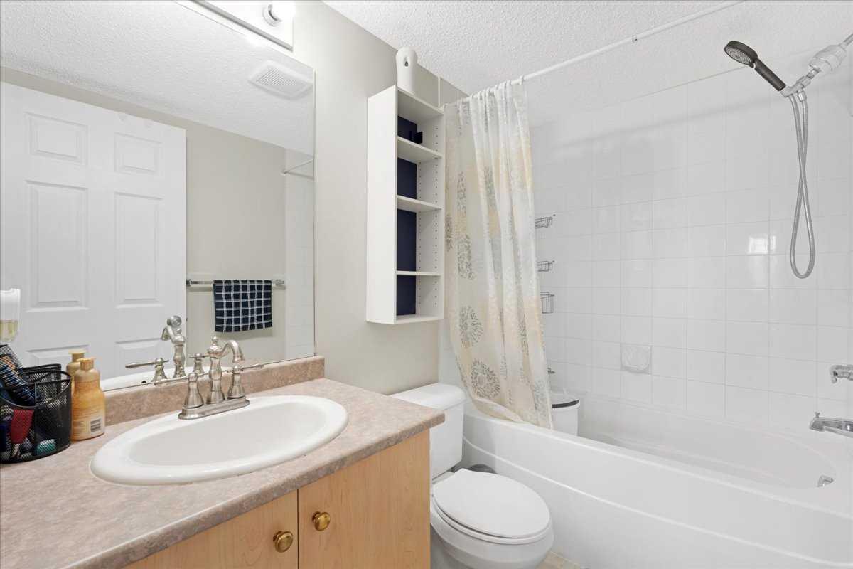 213, 3000 Citadel Meadow Point NW