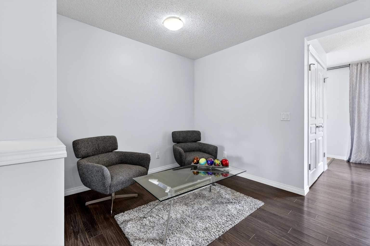 58 Auburn Crest Green SE