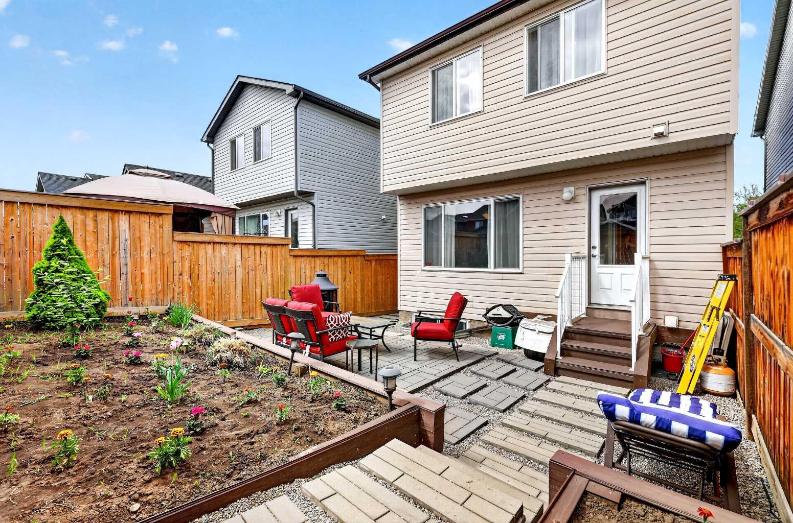 58 Auburn Crest Green SE