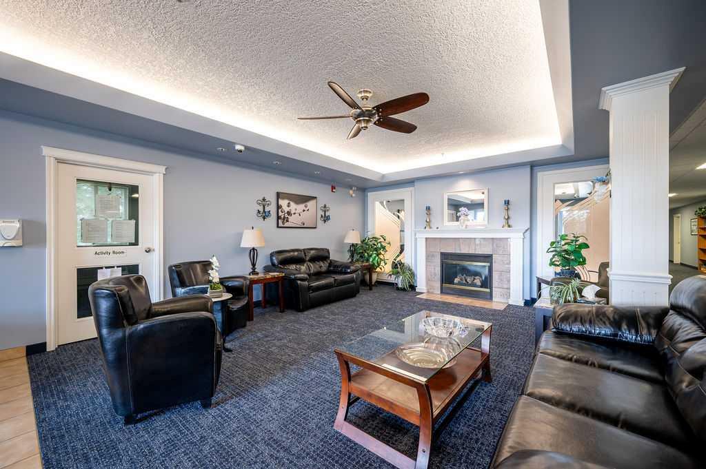 439, 165 Manora Place NE