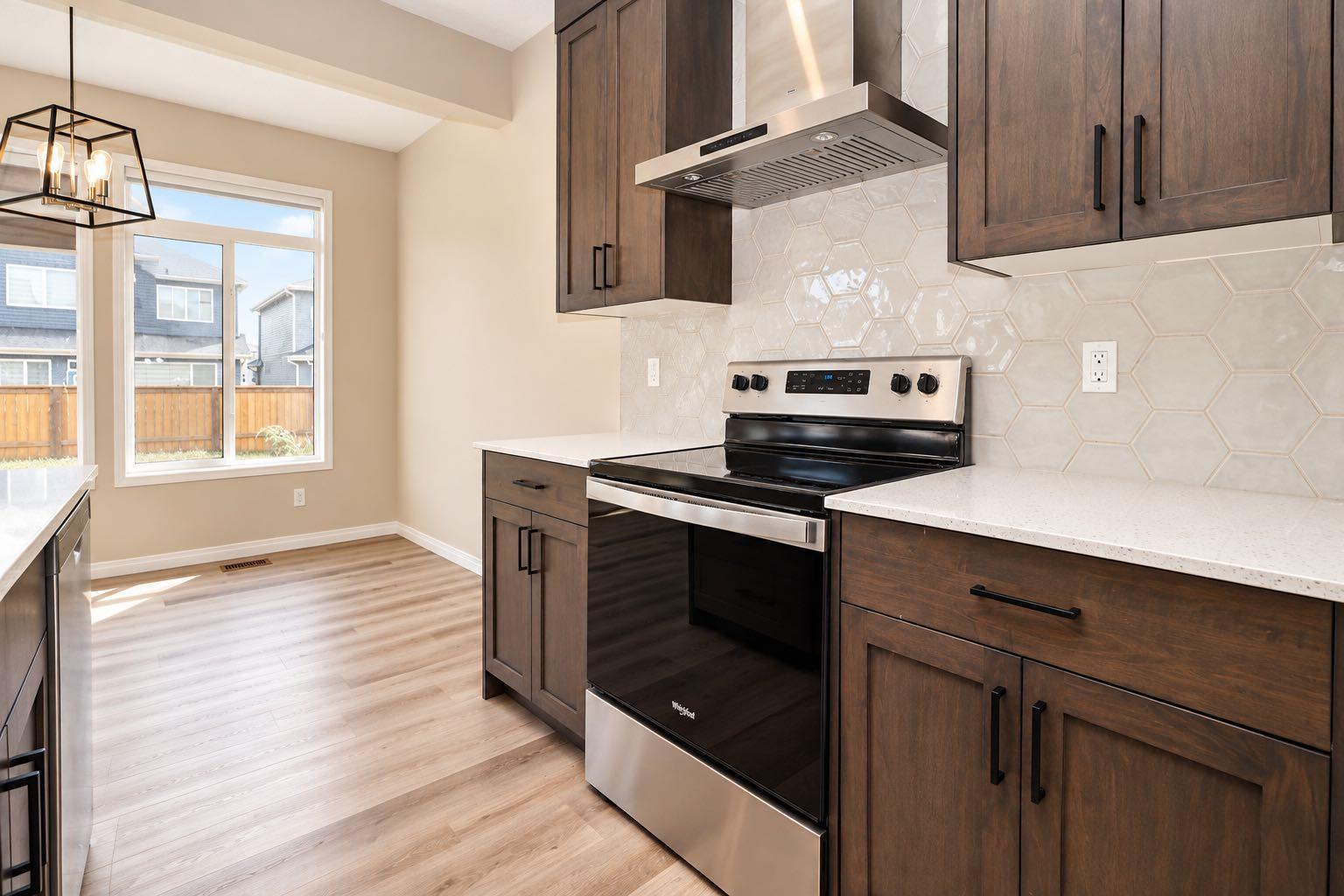56 Corner Glen Green NE