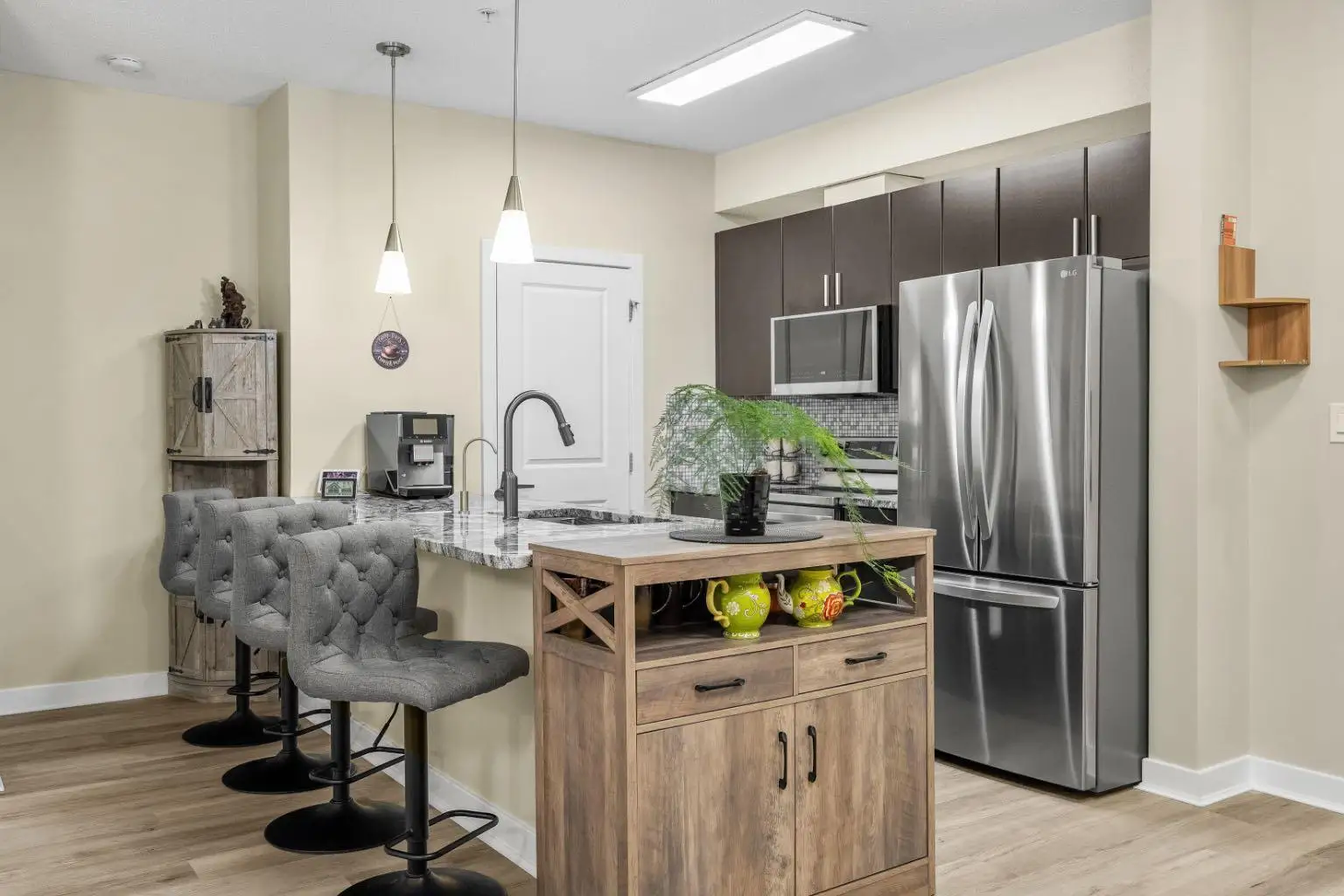 125, 11 Millrise Drive SW