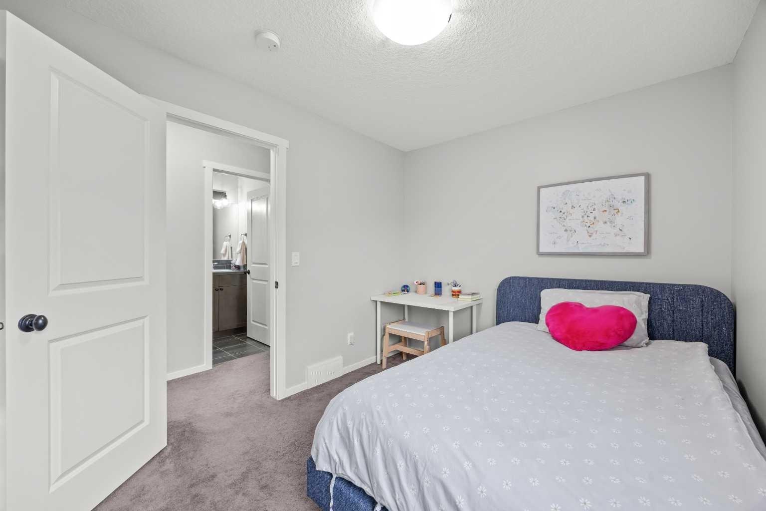 34 Walgrove Terrace SE