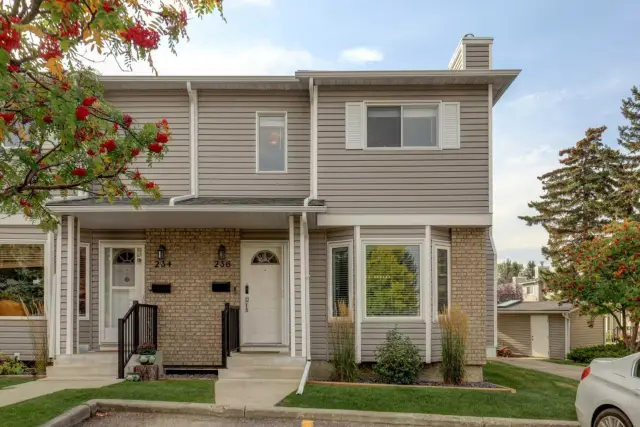 236 Cedarwood Park SW
