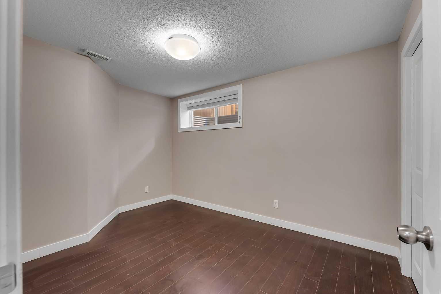 182 Morningside Circle SW