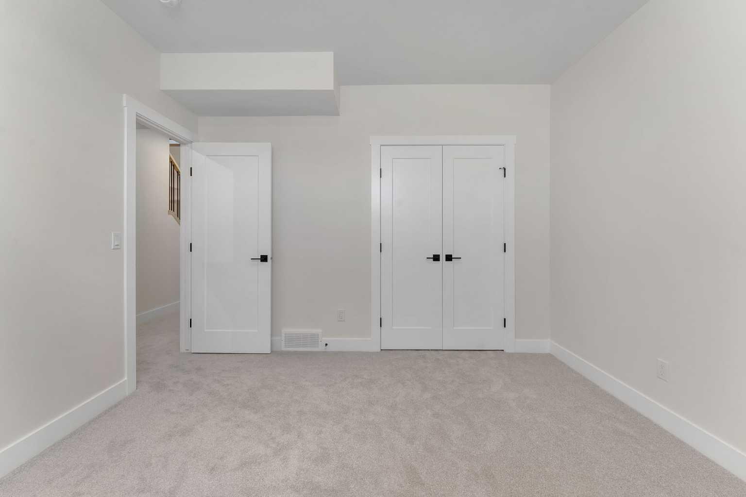 924 South Shore Terrace 