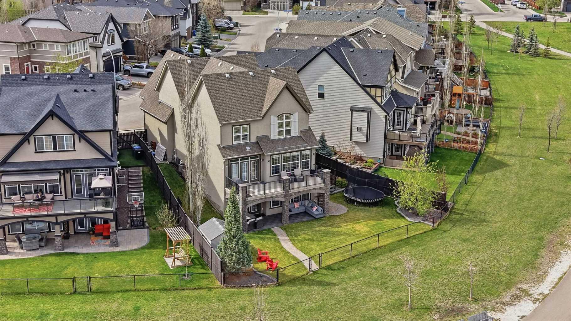 127 Marquis Grove SE