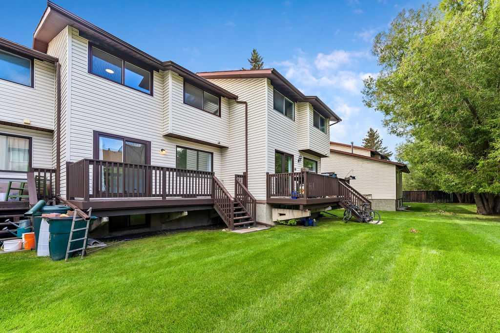 24, 73 Glenbrook Crescent 