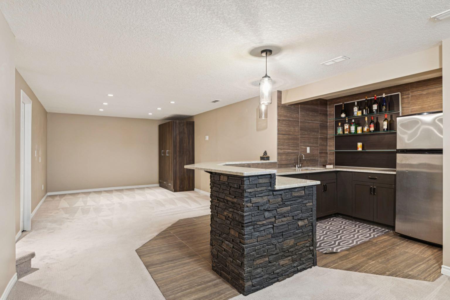 400 Sienna Park Drive SW