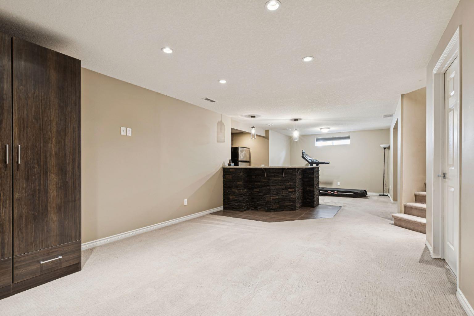 400 Sienna Park Drive SW
