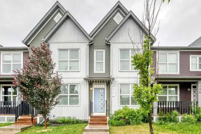 112 Carrington Boulevard NW