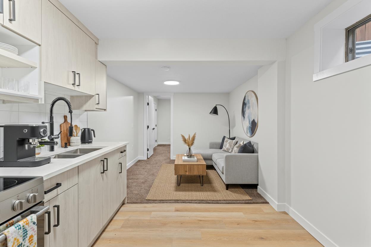 52 Martin Crossing Rise NE