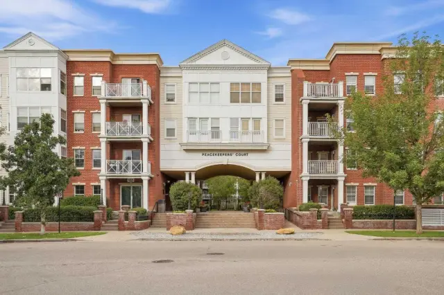 2412, 5605 Henwood Street SW