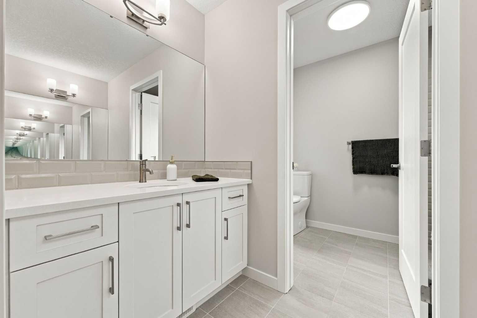 186 Cranbrook Park SE