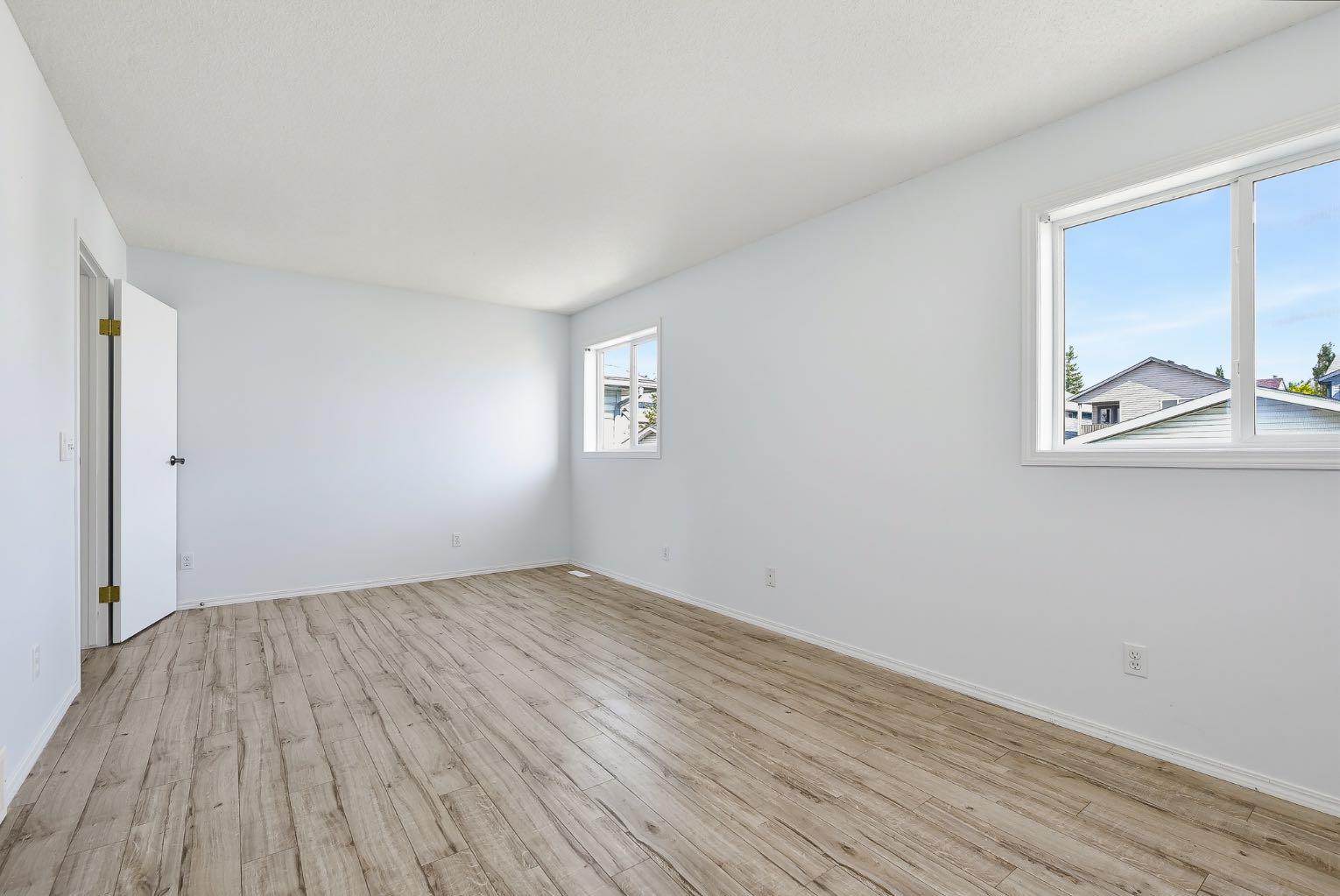 15 Coventry Link NE