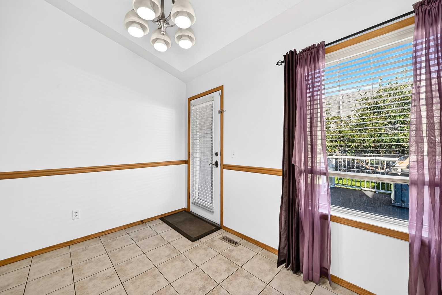184 Douglas Ridge Green SE