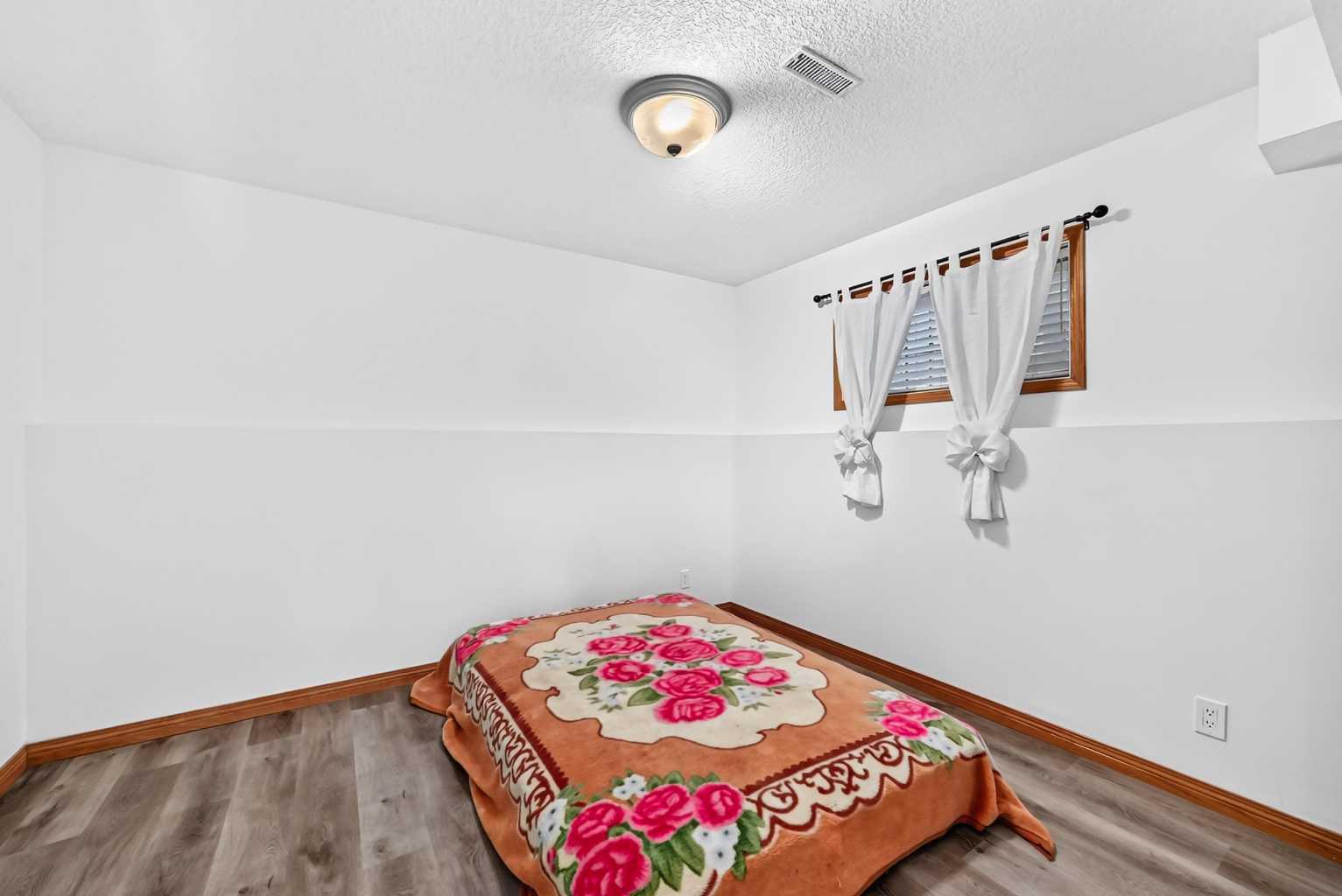 184 Douglas Ridge Green SE