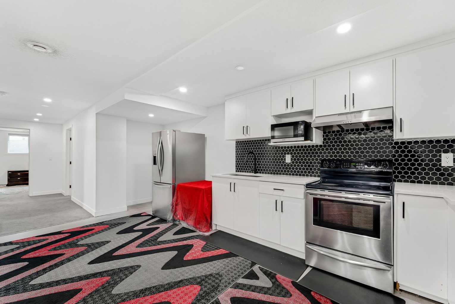124 Castlebrook Road NE