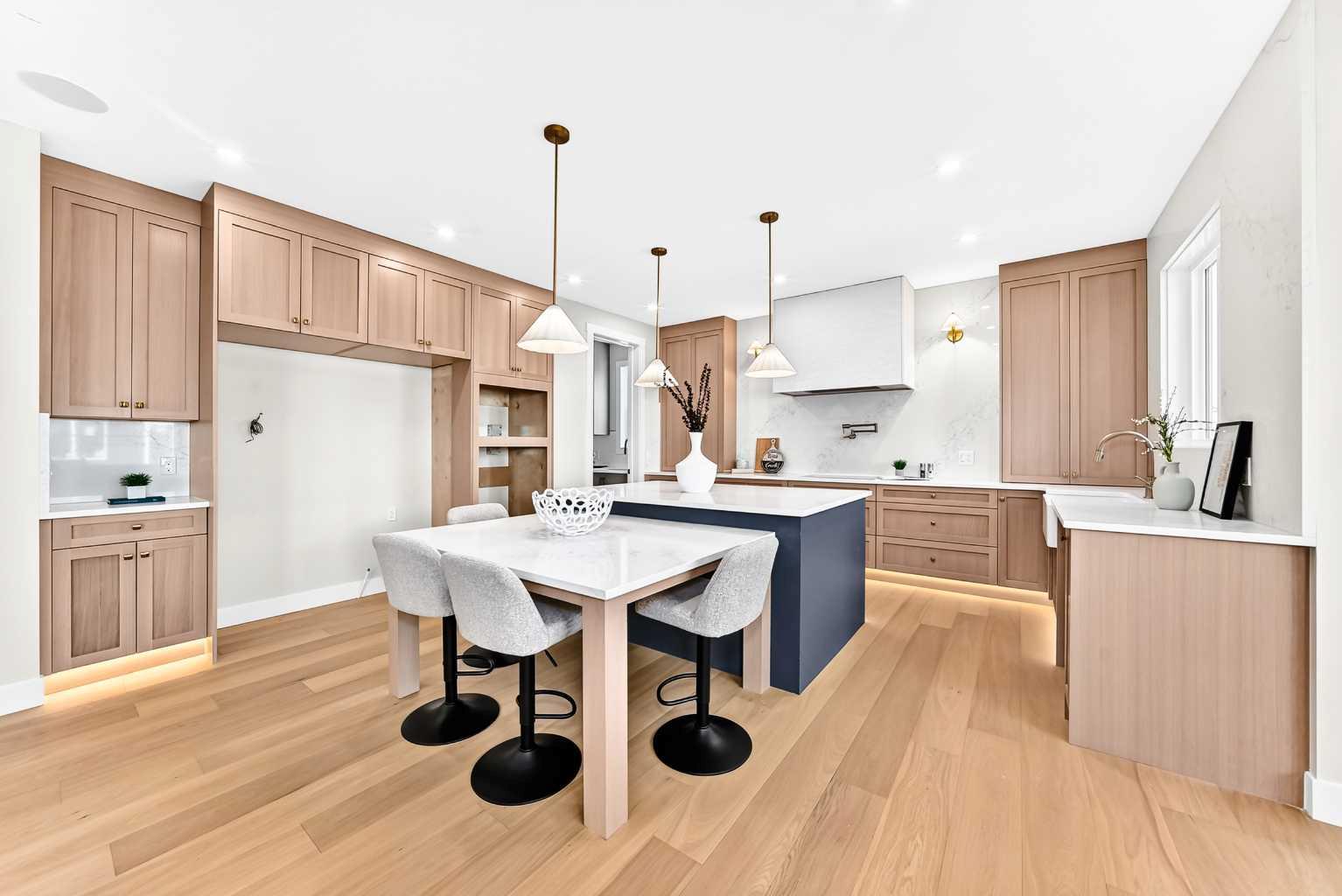 510 Waterford Rise 