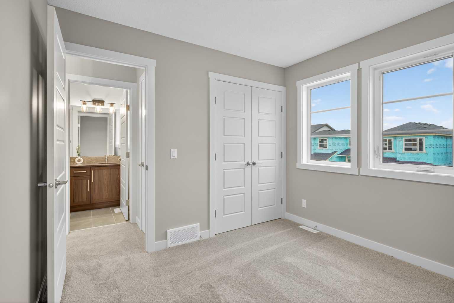 215 Waterford Heights 