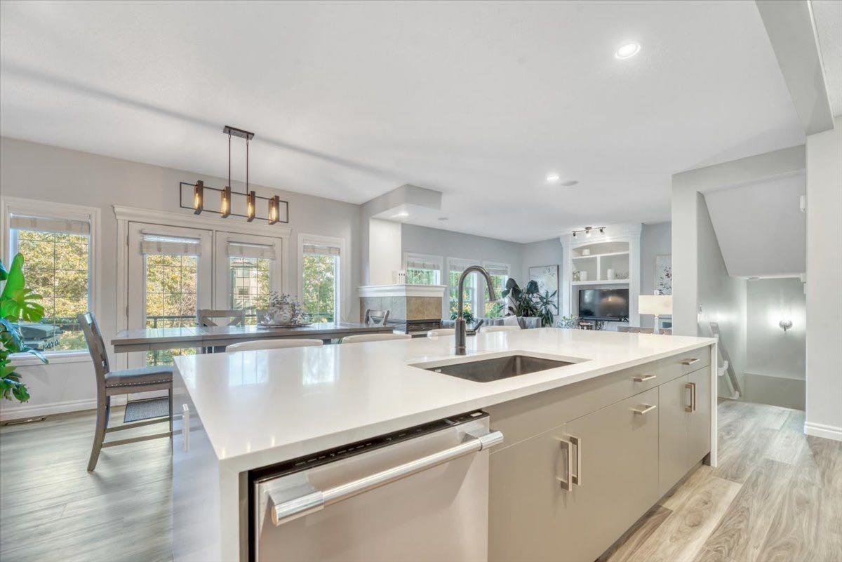 116 Chaparral Ravine View SE