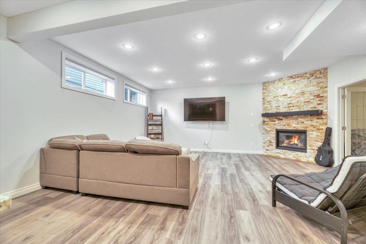 116 Chaparral Ravine View SE