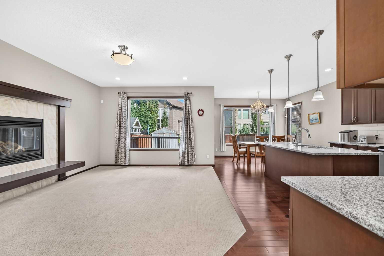 36 Auburn Bay Avenue SE