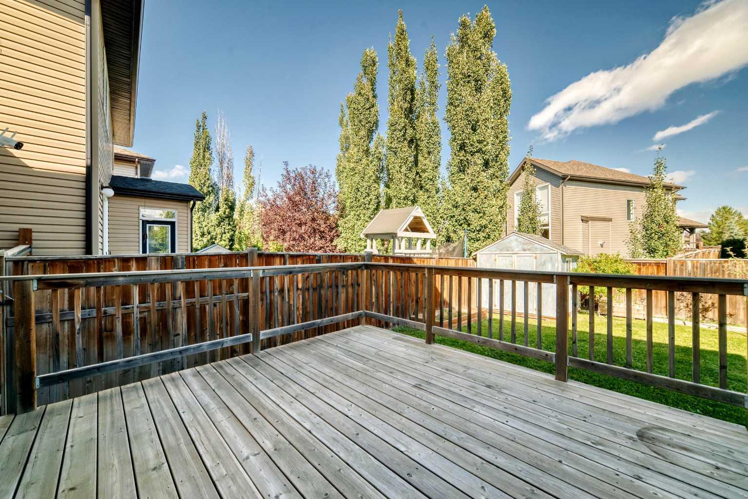 36 Auburn Bay Avenue SE