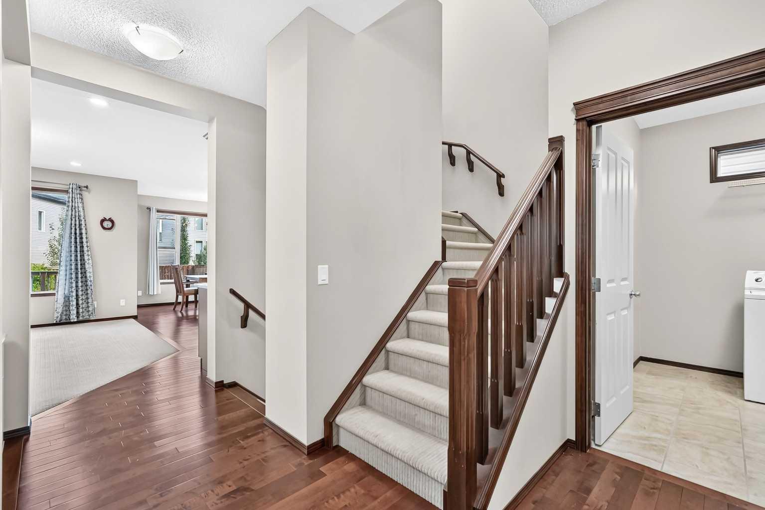 36 Auburn Bay Avenue SE