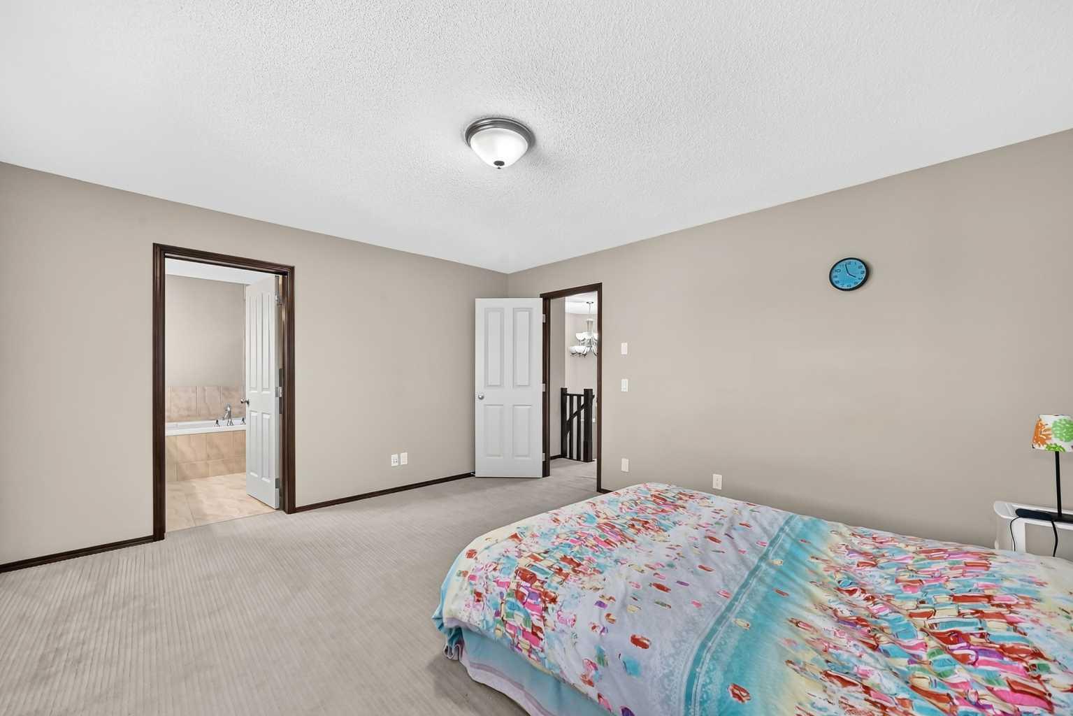 36 Auburn Bay Avenue SE
