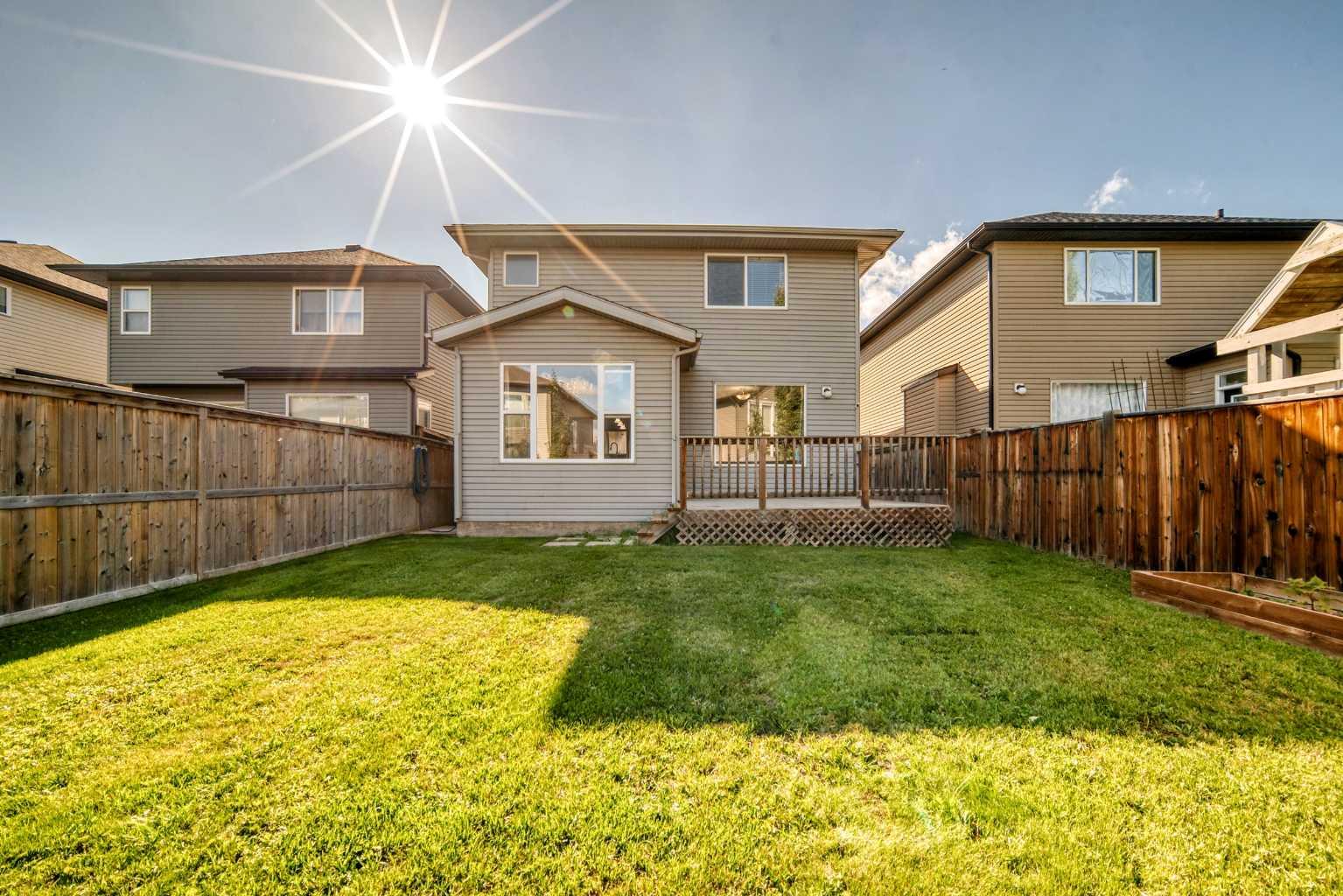 36 Auburn Bay Avenue SE