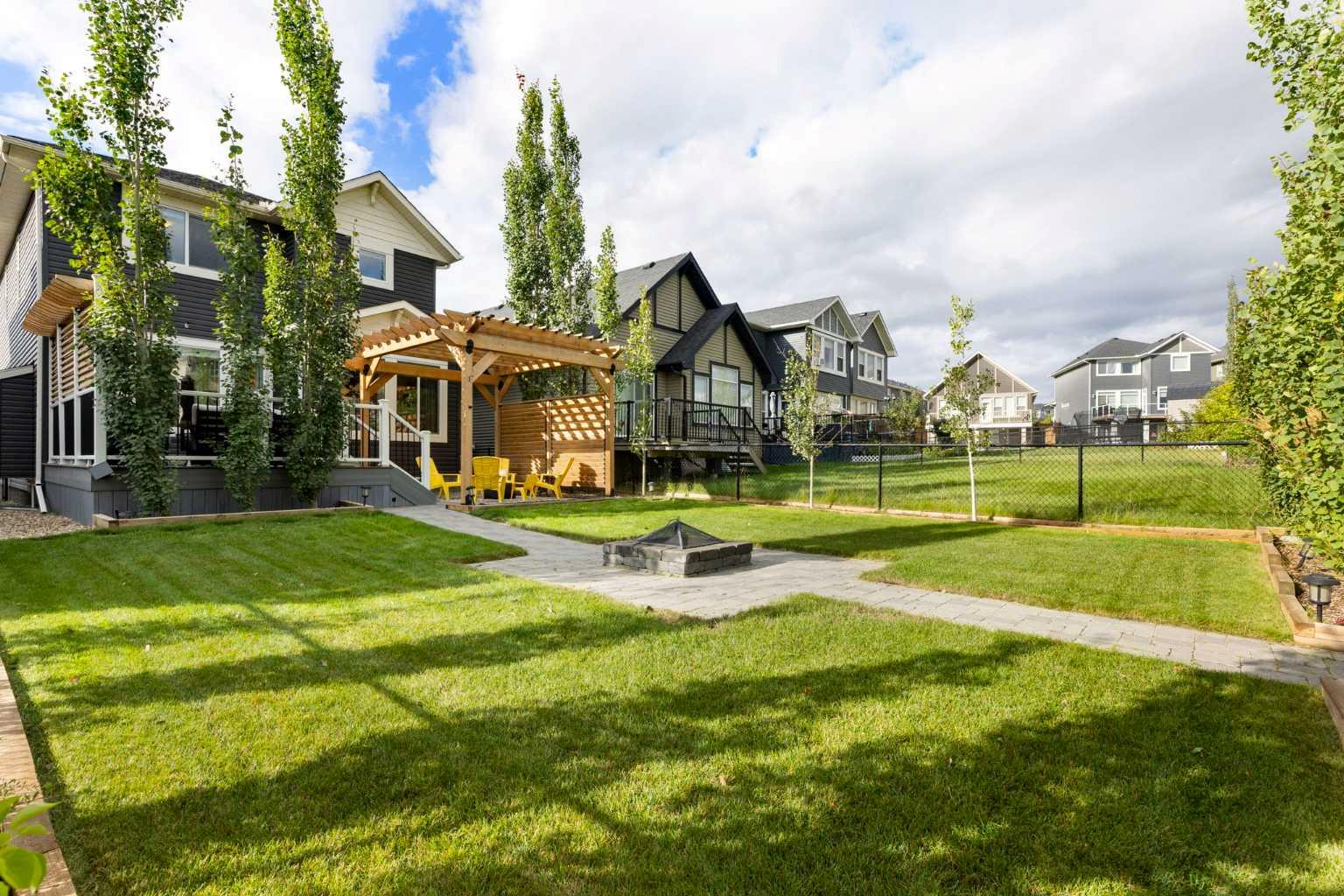 103 Nolancliff Crescent NW