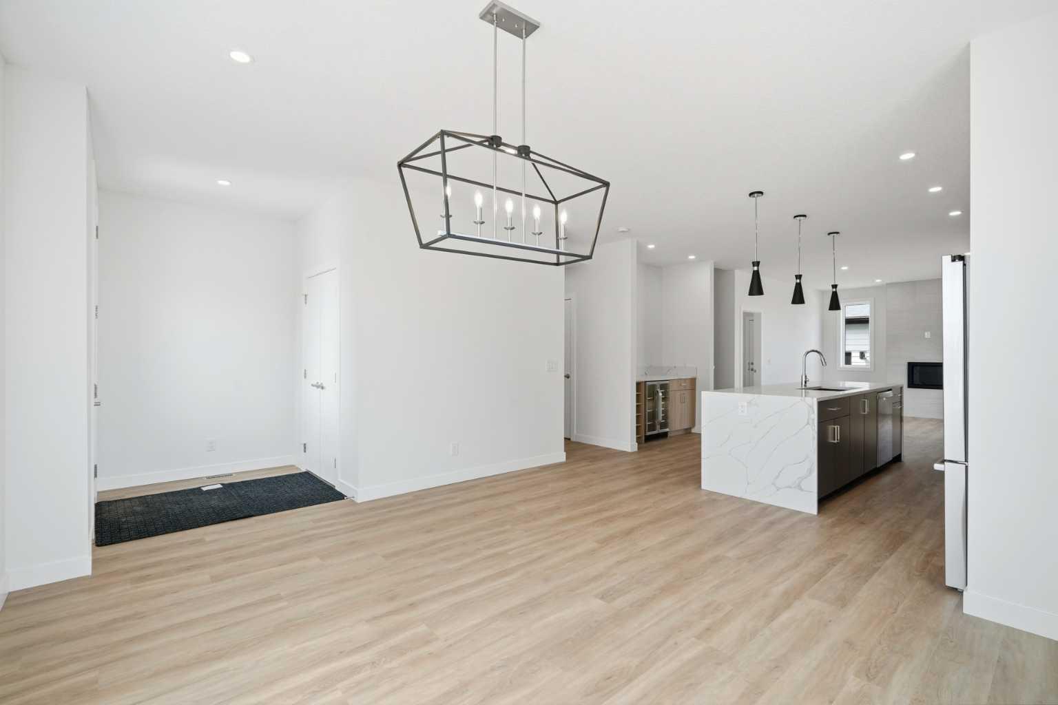 1125 Sailfin Heath  