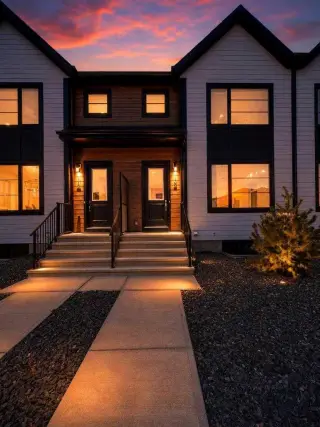 1109 Sailfin Heath  