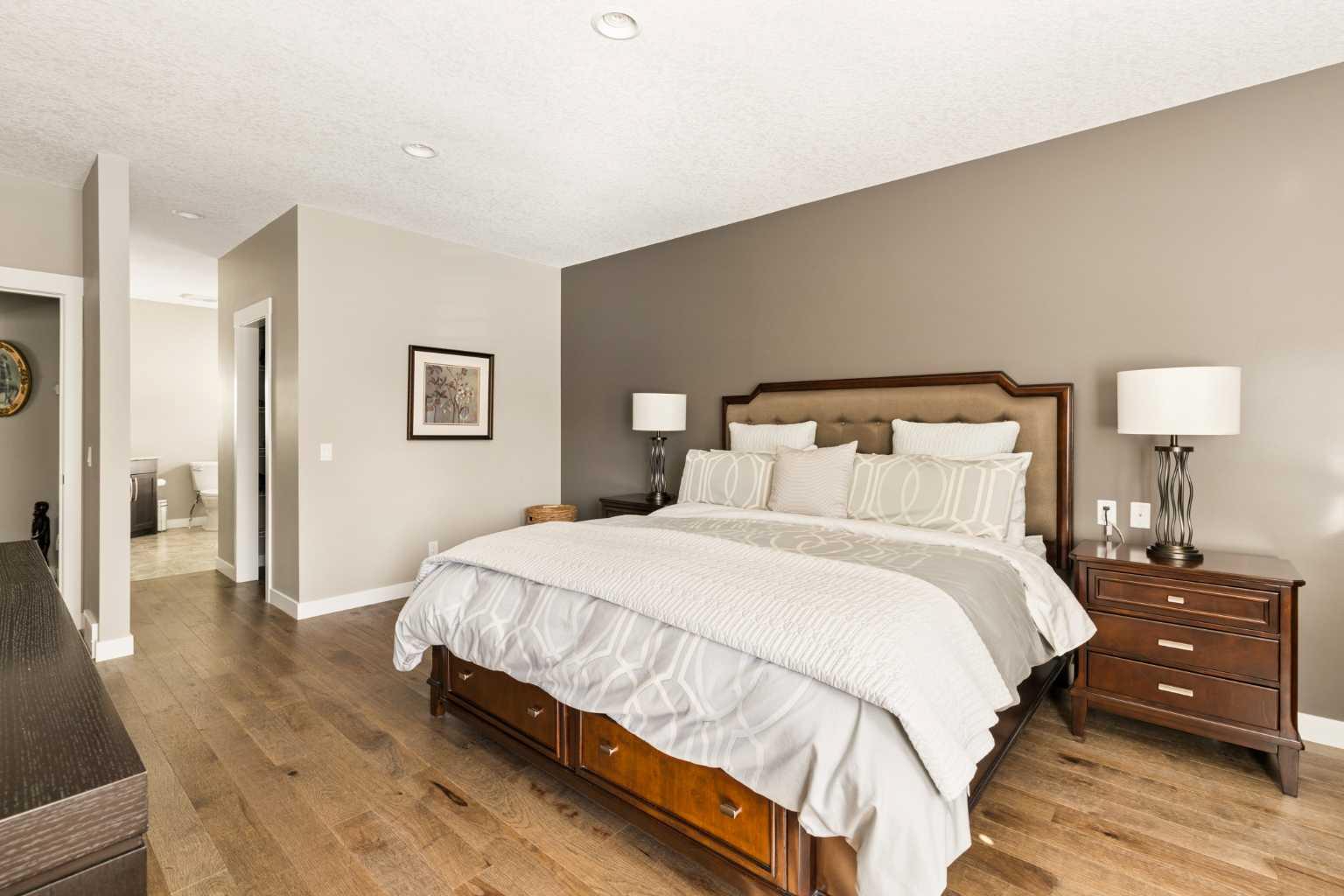 246 Woodpark Green SW
