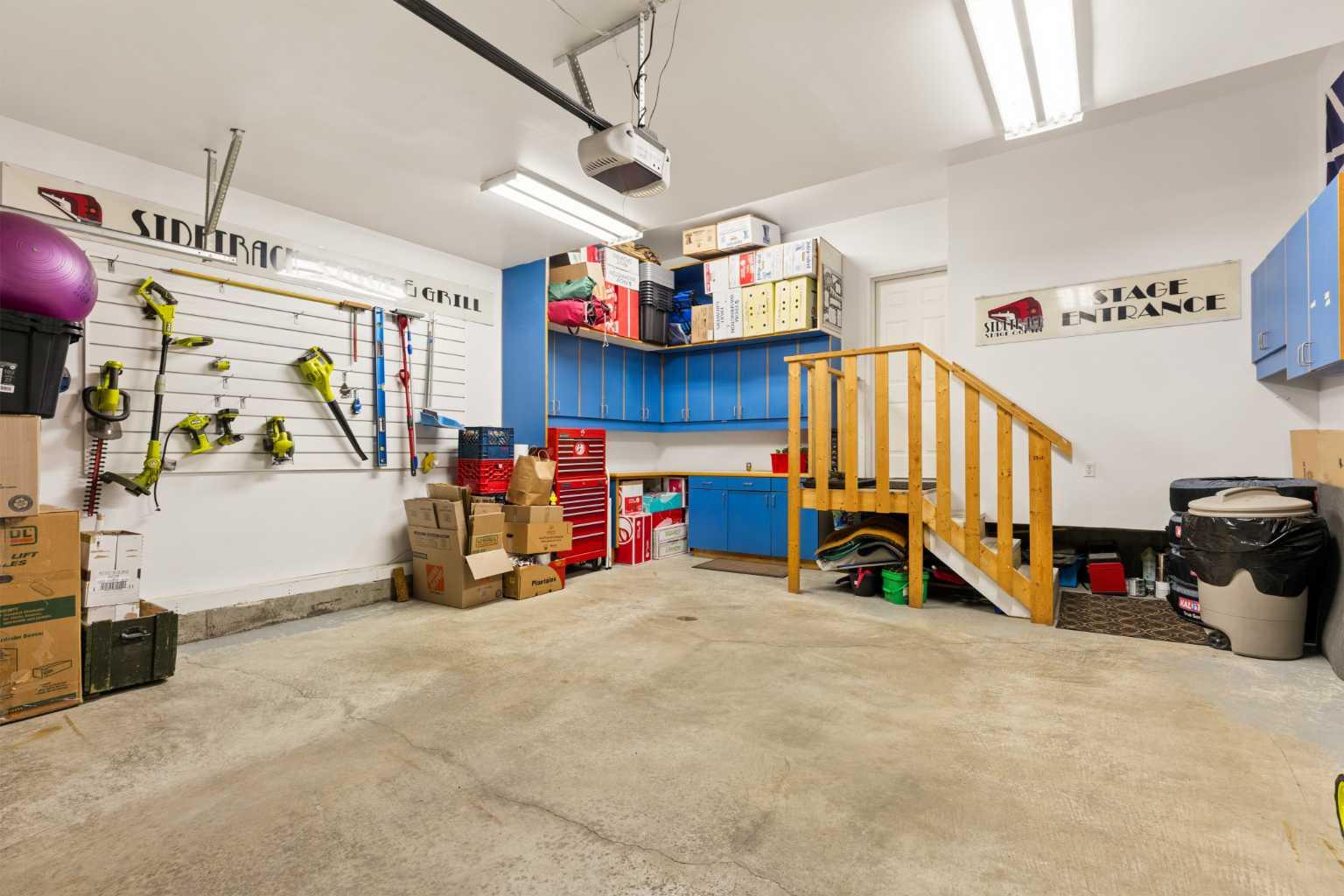 246 Woodpark Green SW