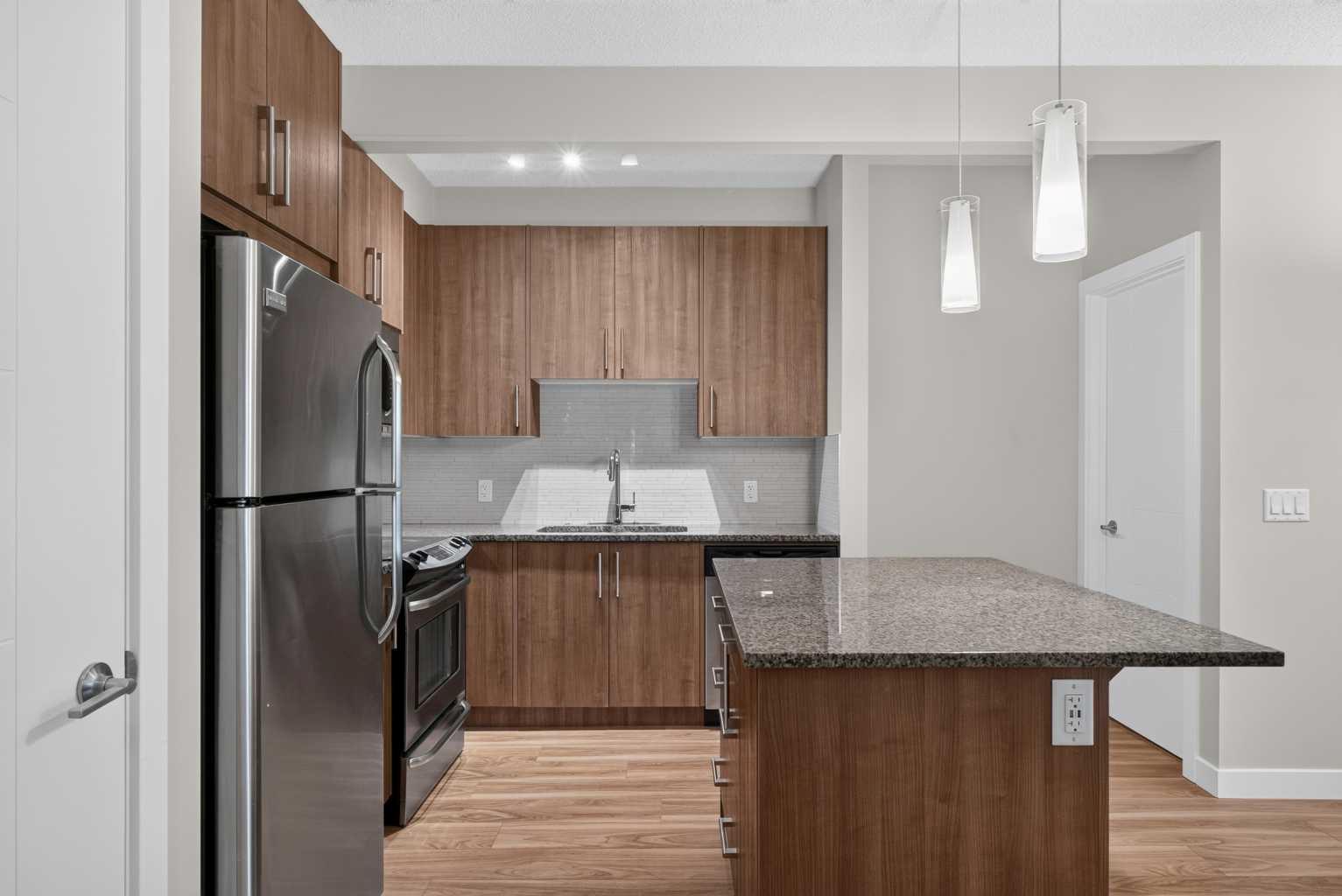 7, 4 Sage Hill Terrace NW