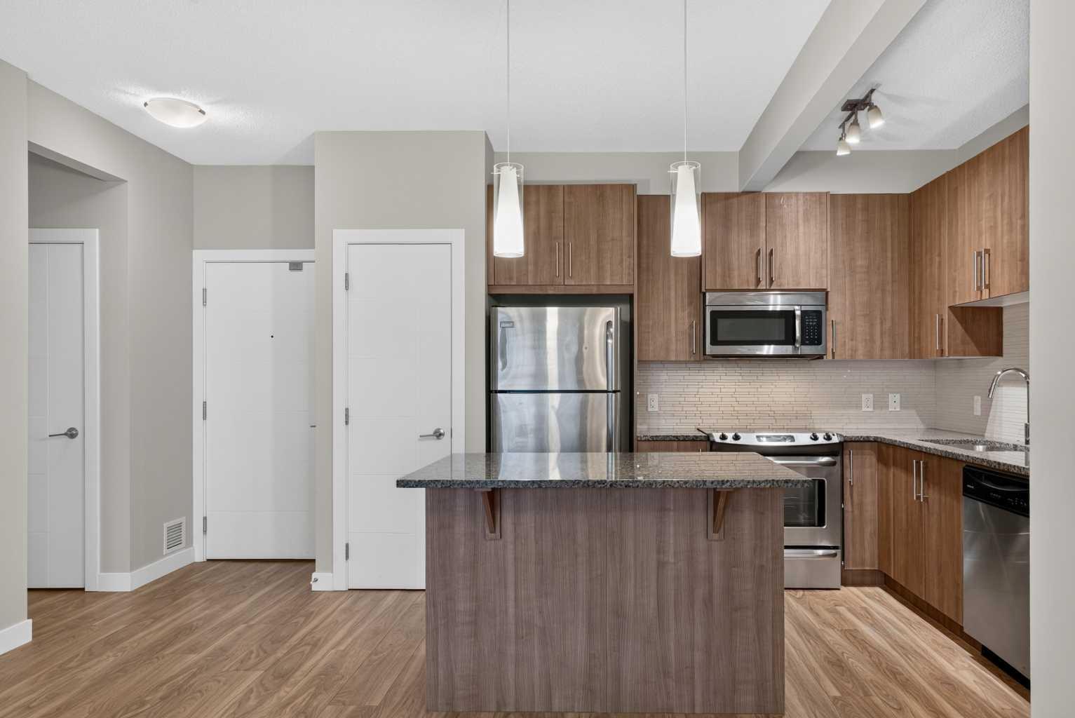 7, 4 Sage Hill Terrace NW