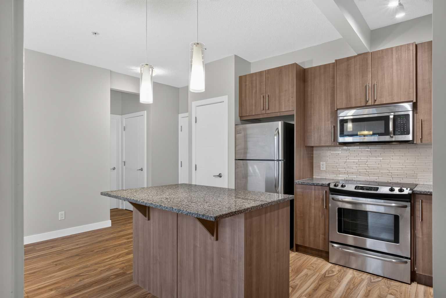 7, 4 Sage Hill Terrace NW