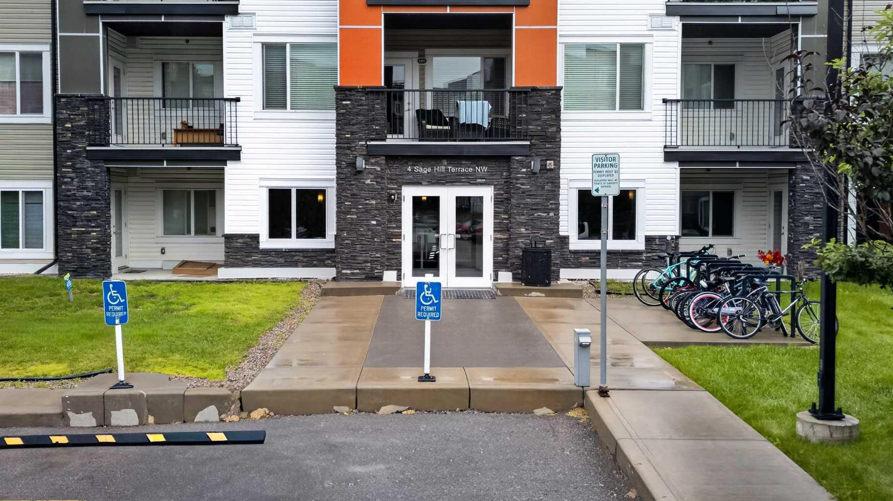 7, 4 Sage Hill Terrace NW
