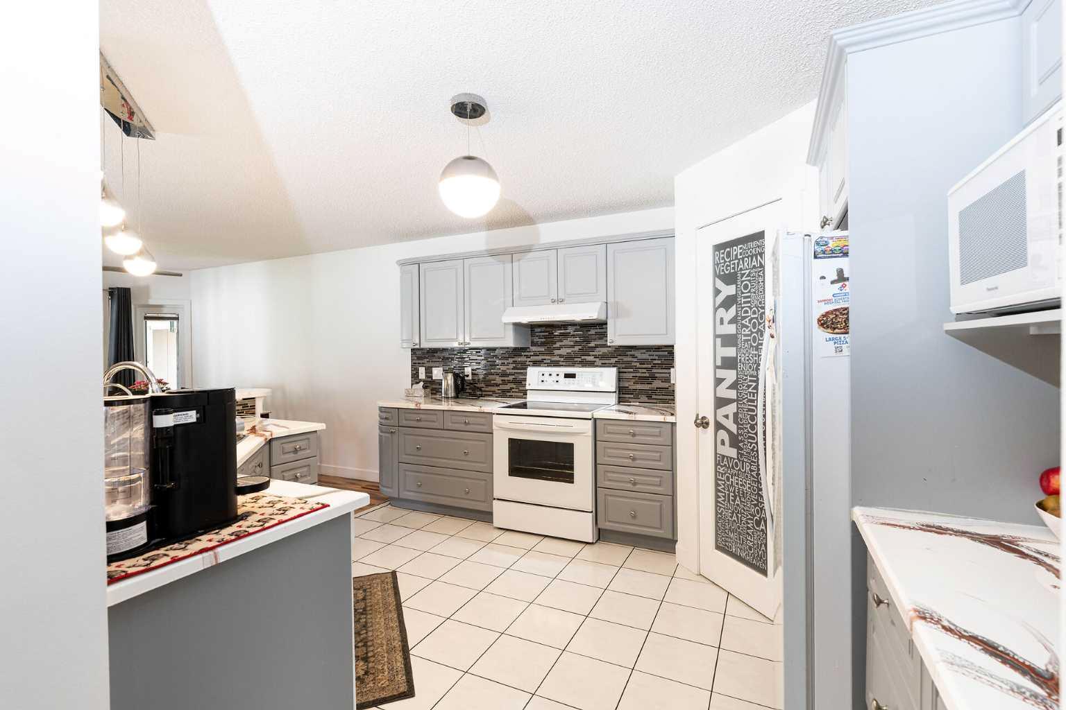270 Somerside Park SW