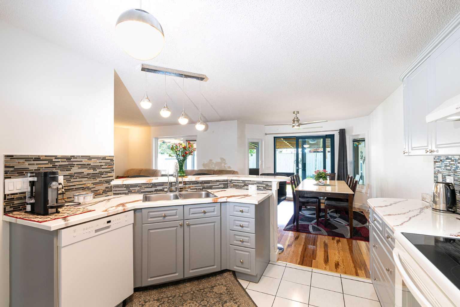 270 Somerside Park SW