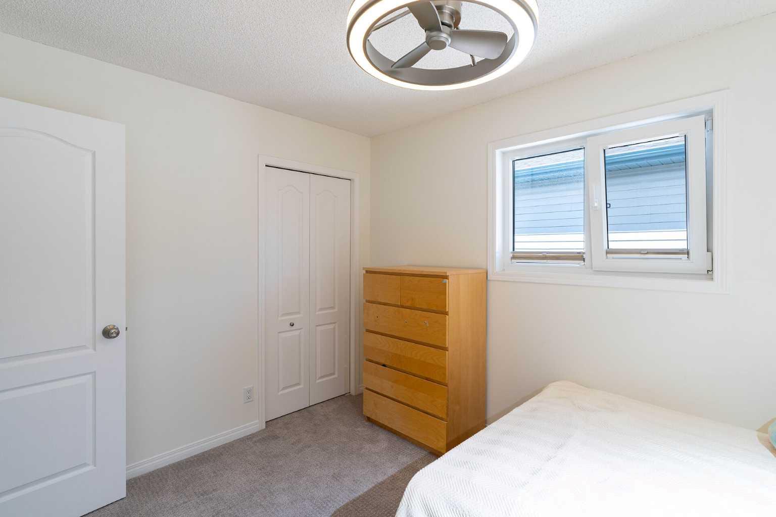 270 Somerside Park SW