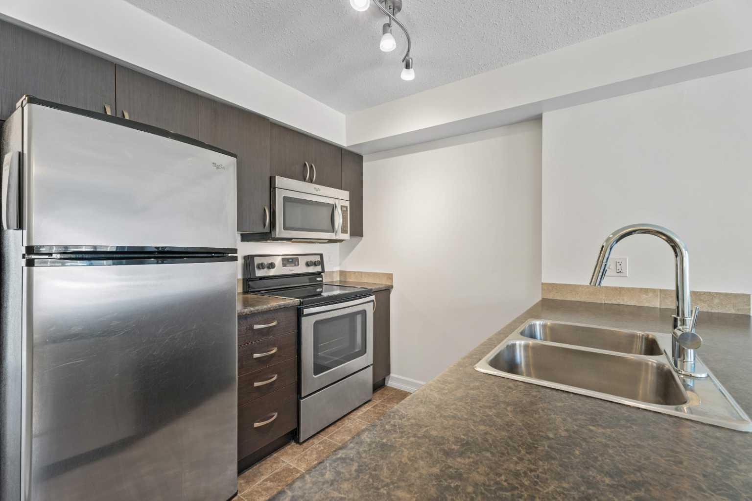 410, 121 Copperpond Common SE