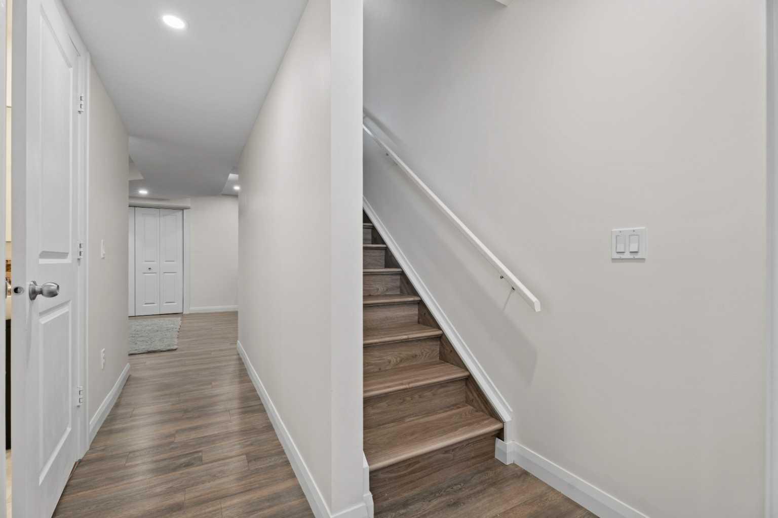 410, 121 Copperpond Common SE