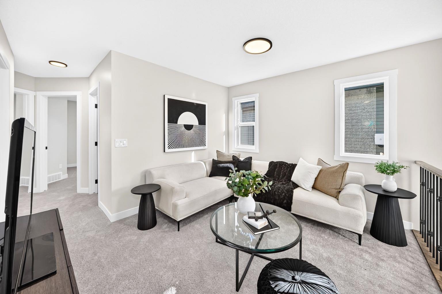31 Fireside Common W